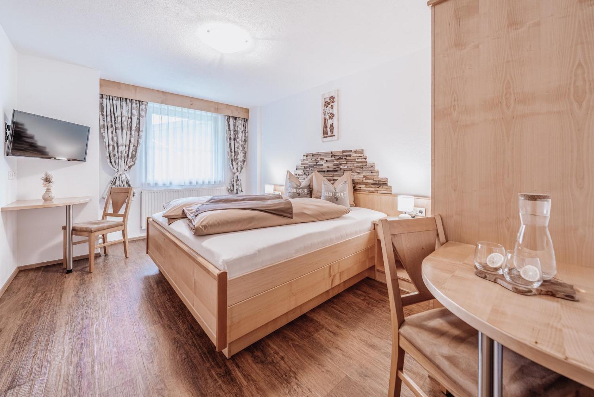 Auer-Fiegl Bed & Breakfast Sölden Dış mekan fotoğraf