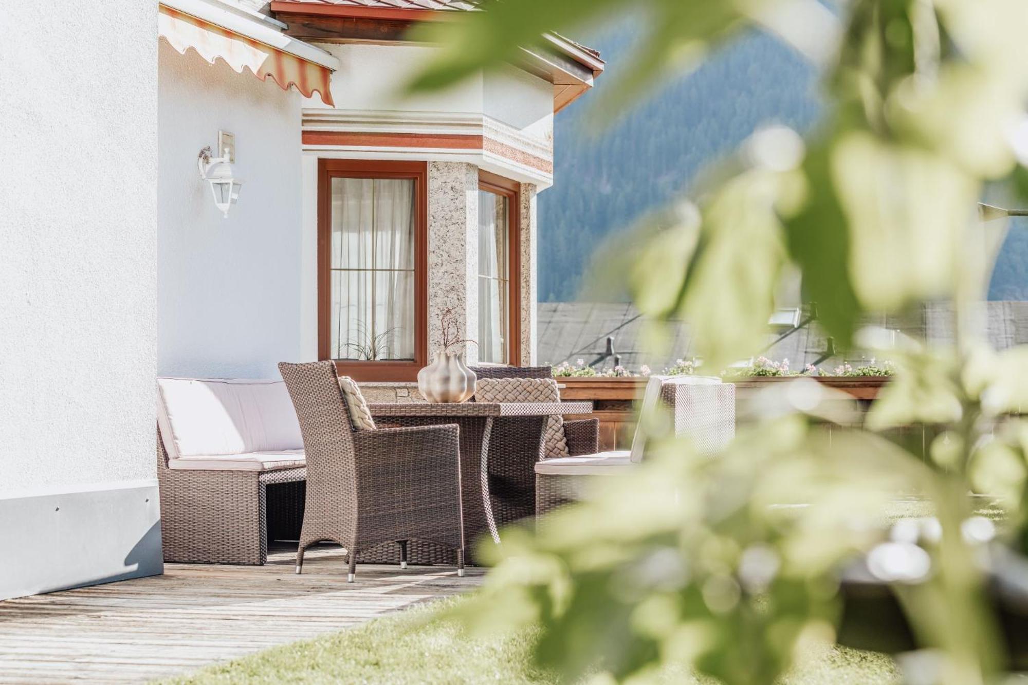 Auer-Fiegl Bed & Breakfast Sölden Dış mekan fotoğraf